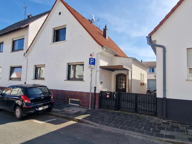Haus zum Kaufen in Dreieich 449.094,00 EUR 149 m²