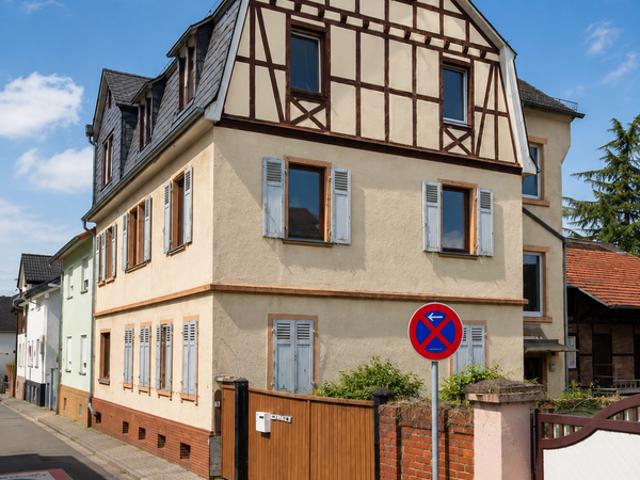 Haus zum Kaufen in Dreieich 459.000,00 EUR 300 m²
