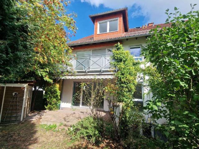 Haus zum Kaufen in Dreieich 799.000,00 EUR 256.96 m²