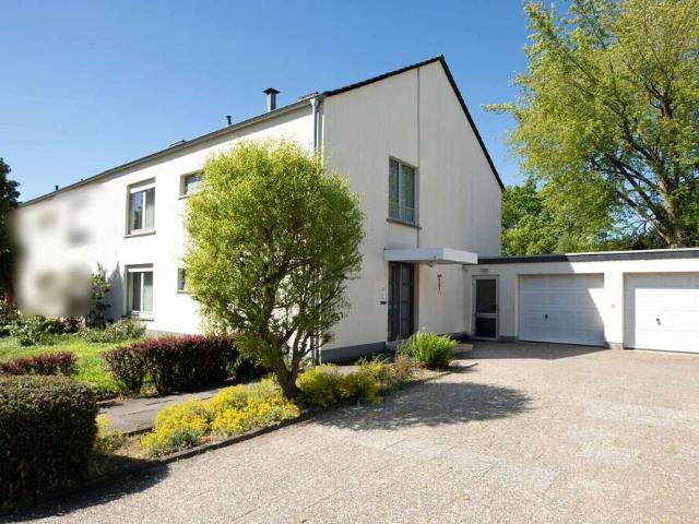 Haus zum Kaufen in Dreieich 880.000,00 EUR 150.4 m²