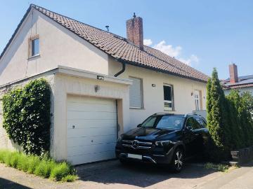 Haus zum Kaufen in Dreieich 895.000,00 EUR 145 m²