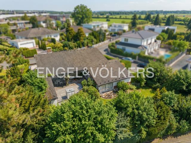 Haus zum Kaufen in Dreieich 945.000,00 EUR 212 m²