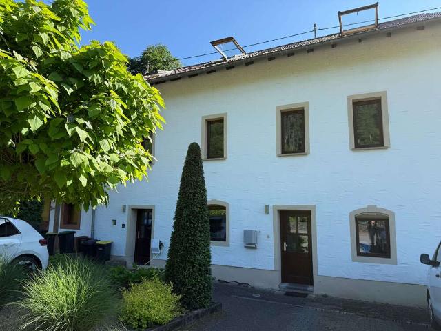 Haus zum Kaufen in Dreisbach 298.000,00 EUR 220 m²