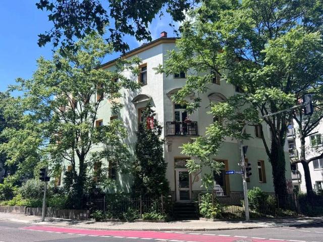 Haus zum Kaufen in Dresden 1.099.000,00 EUR 469.78 m²
