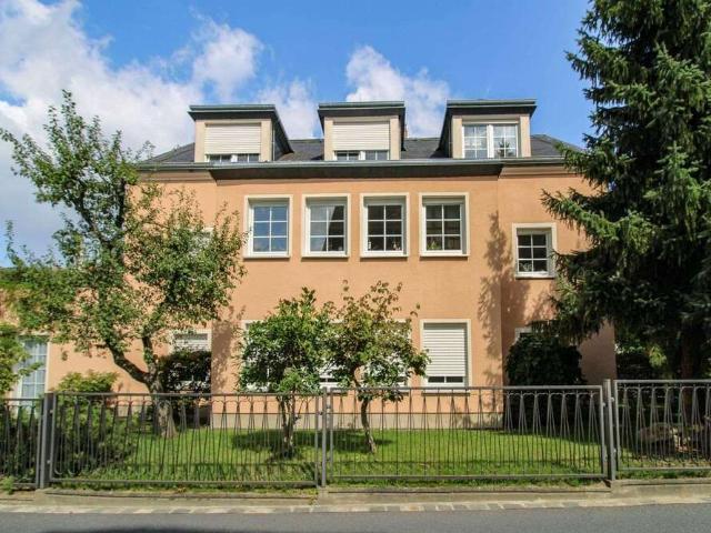 Haus zum Kaufen in Dresden 1.100.000,00 EUR 310.19 m²
