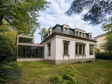 Haus zum Kaufen in Dresden 1.200.000,00 EUR 290 m²