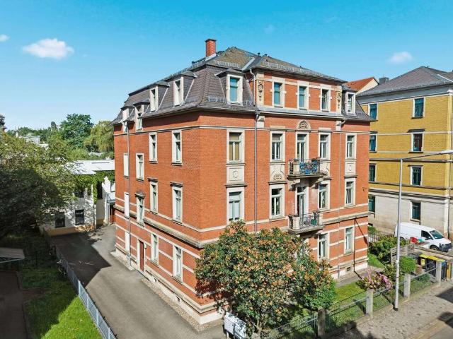 Haus zum Kaufen in Dresden 1.590.000,00 EUR 795 m²