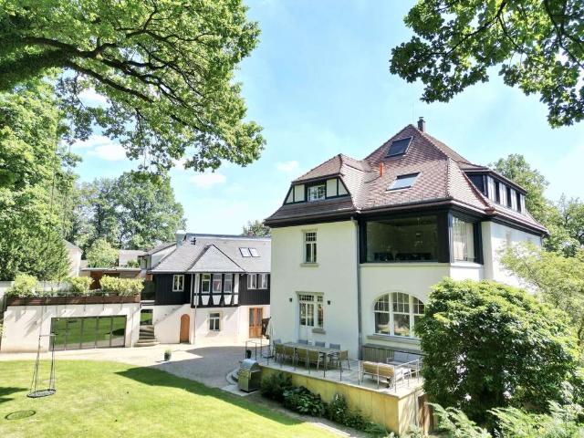 Haus zum Kaufen in Dresden 2.650.000,00 EUR 550 m²