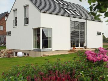 House for sale in Cotta, Dresden