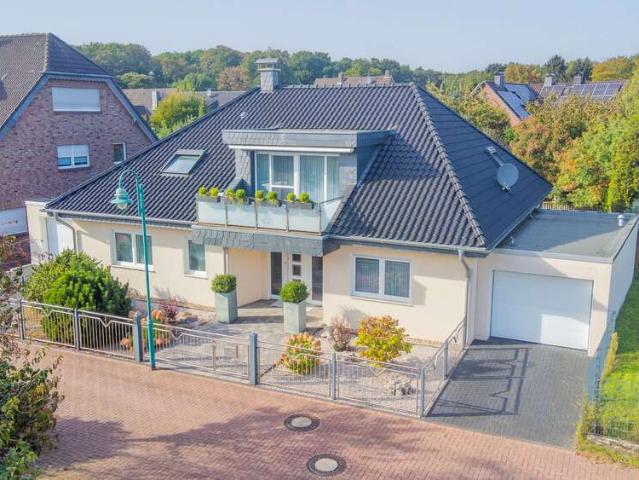 Haus zum Kaufen in Duisburg 1.150.000,00 EUR 286 m²