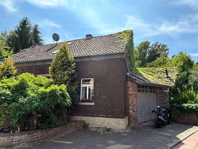Haus zum Kaufen in Duisburg 265.000,00 EUR 115 m²