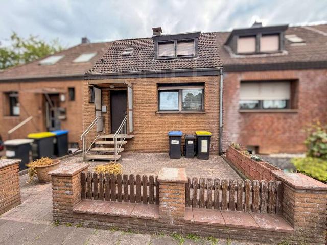 Haus zum Kaufen in Duisburg 260.000,00 EUR 70.23 m²
