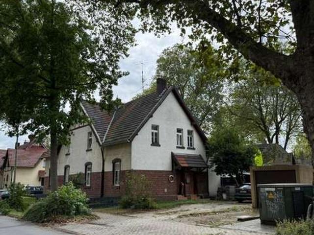 Haus zum Kaufen in Duisburg 279.000,00 EUR 145 m²