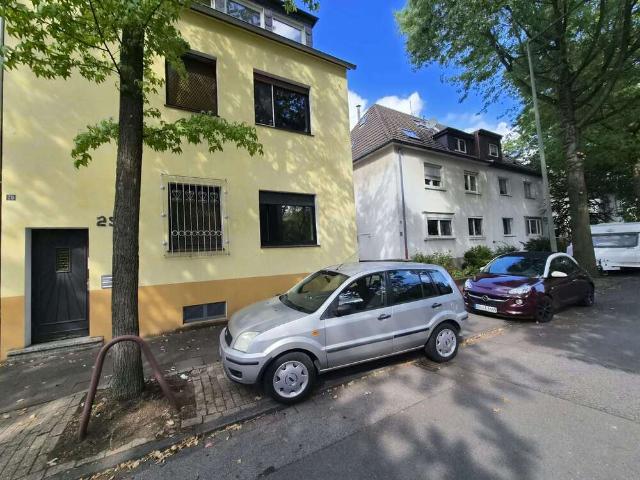 Haus zum Kaufen in Duisburg 295.000,00 EUR 222.03 m²