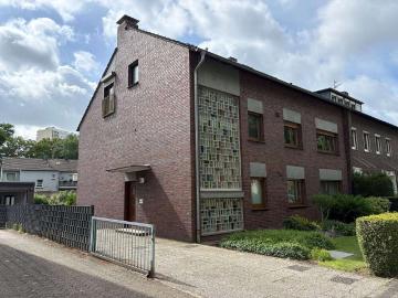 Haus zum Kaufen in Duisburg 318.000,00 EUR 226 m²