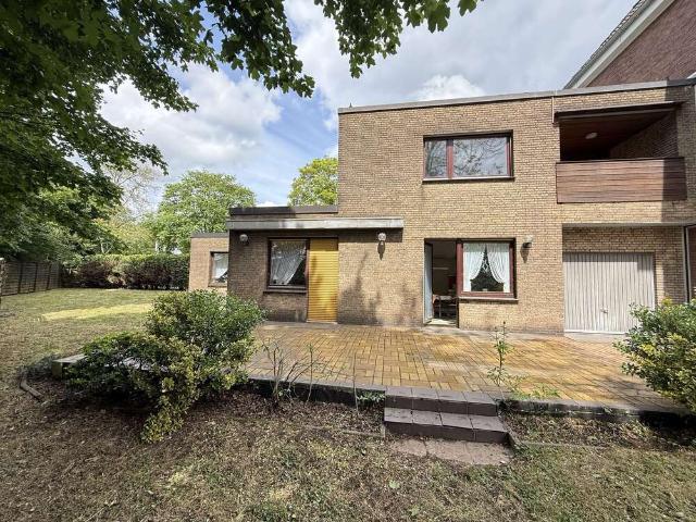 Haus zum Kaufen in Duisburg 319.000,00 EUR 155 m²