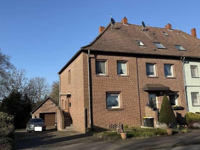 Haus zum Kaufen in Duisburg 329.000,00 EUR 108 m²