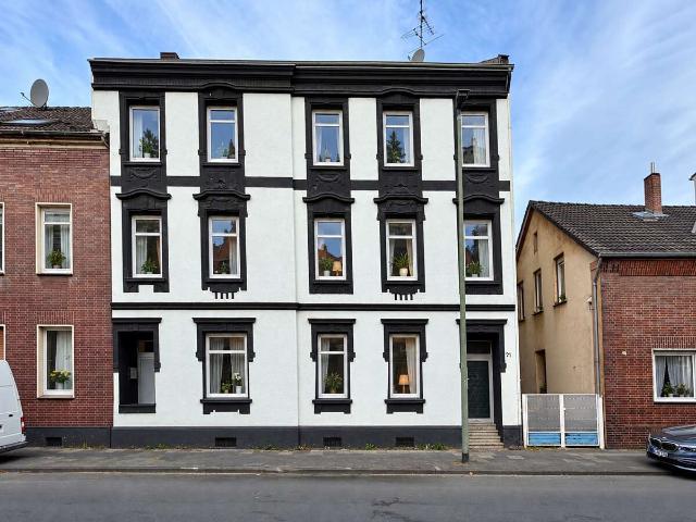 Haus zum Kaufen in Duisburg 334.000,00 EUR 340 m²