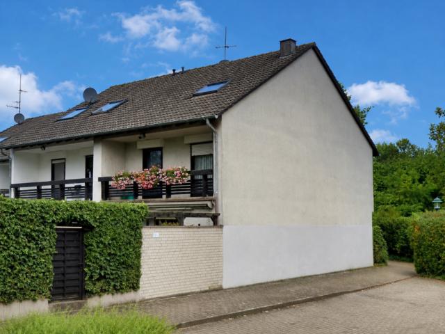 Haus zum Kaufen in Duisburg 379.000,00 EUR 120.95 m²