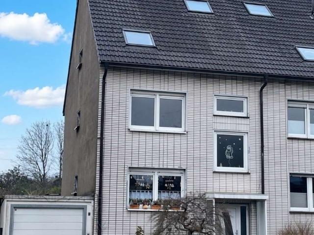 Haus zum Kaufen in Duisburg 399.000,00 EUR 160 m²