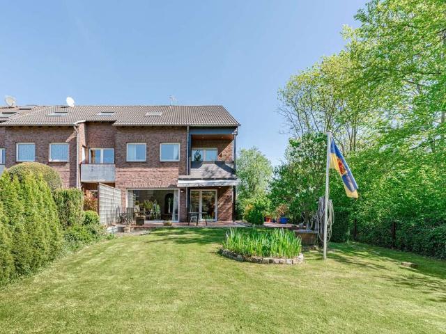 Haus zum Kaufen in Duisburg 469.000,00 EUR 179 m²