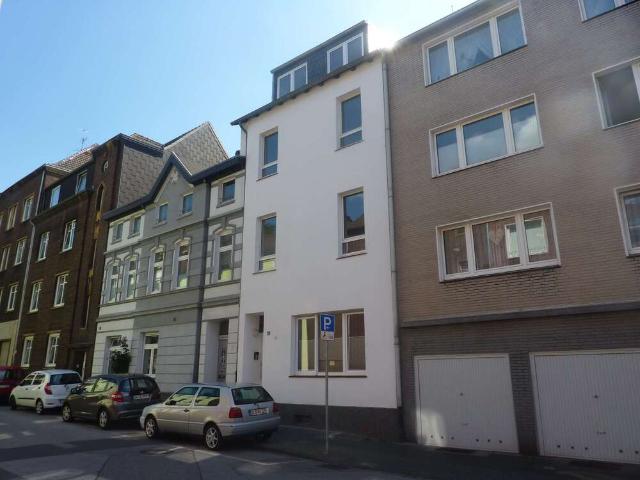 Haus zum Kaufen in Duisburg 550.000,00 EUR 225.74 m²