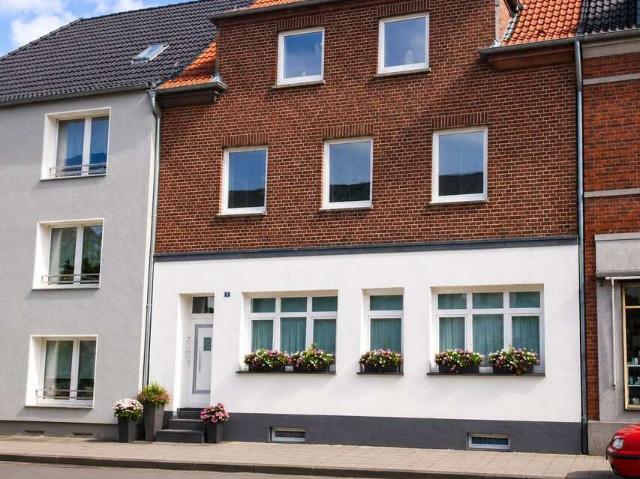 Haus zum Kaufen in Duisburg 580.000,00 EUR 265 m²