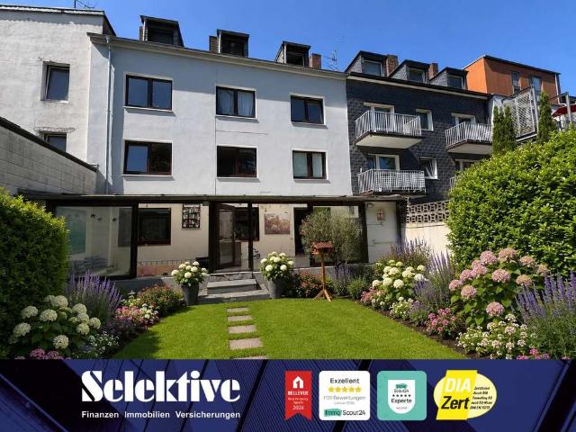 Haus zum Kaufen in Duisburg 625.000,00 EUR 392.35 m²