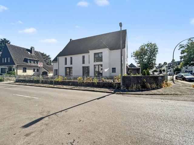 Haus zum Kaufen in Duisburg 699.000,00 EUR 162.27 m²