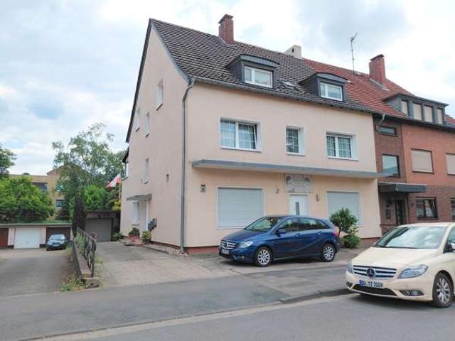 Haus zum Kaufen in Duisburg Bergheim 470.000,00 EUR 307 m²