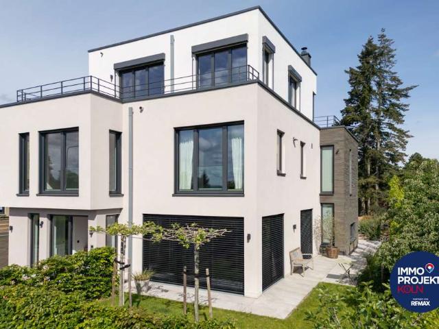 Haus zum Kaufen in Düren 1.750.000,00 EUR 311.82 m²