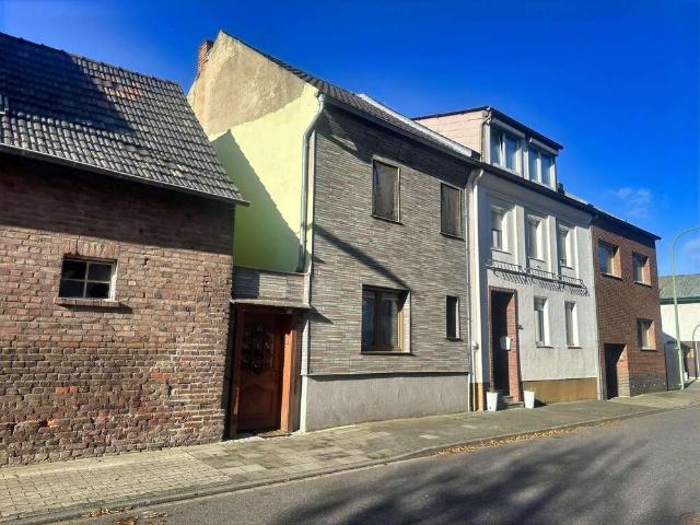 Haus zum Kaufen in Düren 258.000,00 EUR 90 m²