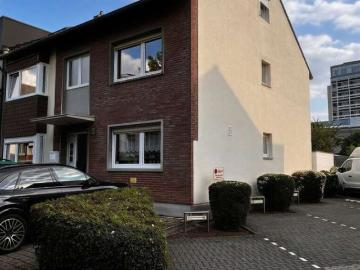 Haus zum Kaufen in Düren 495.000,00 EUR 244 m²