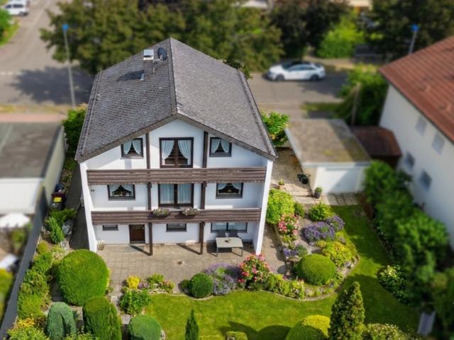 Haus zum Kaufen in Durmersheim 590.000,00 EUR 227 m²