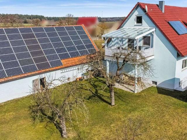 Haus zum Kaufen in Dürrwangen 389.000,00 EUR 140 m²
