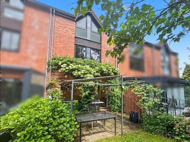 Haus zum Kaufen in Düsseldorf 449.000,00 EUR 102 m²