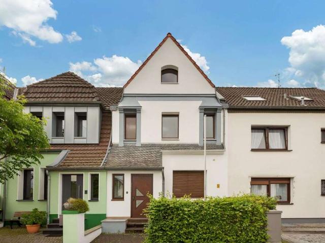 Haus zum Kaufen in Düsseldorf 469.000,00 EUR 94.18 m²