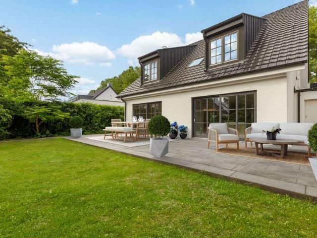 Haus zum Kaufen in Düsseldorf 4.950.000,00 EUR 344 m²