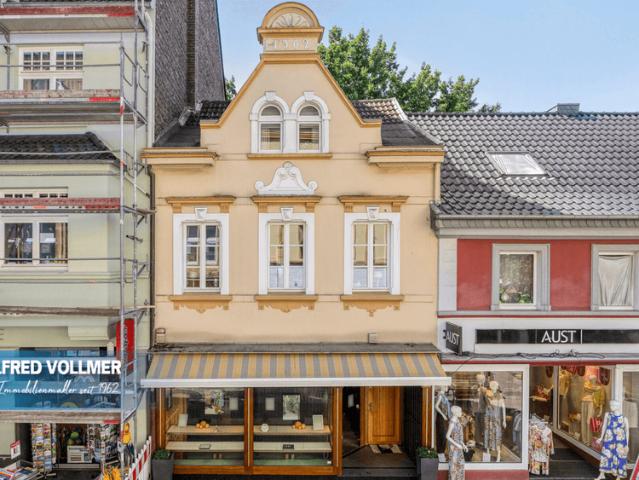 Haus zum Kaufen in Düsseldorf 550.000,00 EUR 87.76 m²