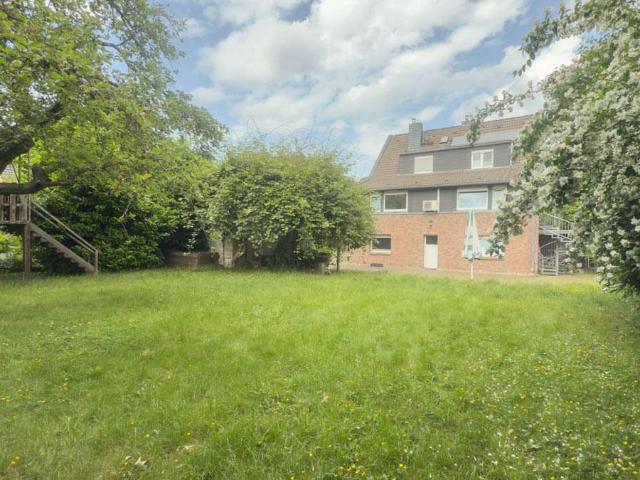 Haus zum Kaufen in Düsseldorf 775.000,00 EUR 226 m²