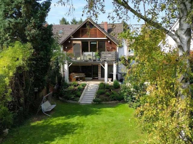 Haus zum Kaufen in Düsseldorf 845.000,00 EUR 180 m²
