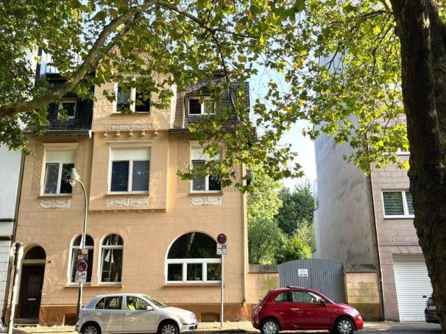 Haus zum Kaufen in Düsseldorf 875.000,00 EUR 285 m²