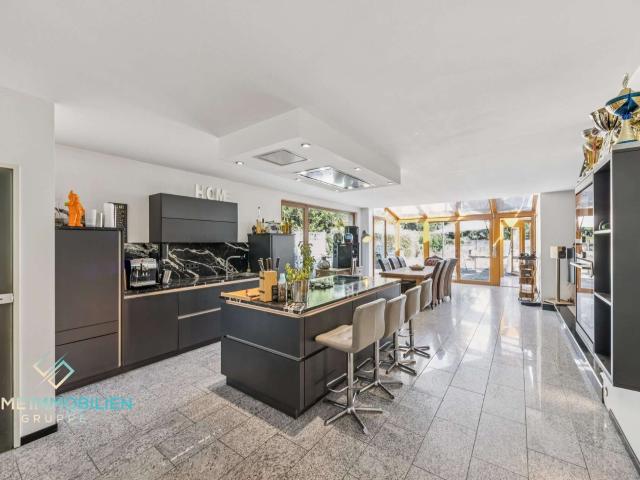 Haus zum Kaufen in Düsseldorf 949.000,00 EUR 228 m²