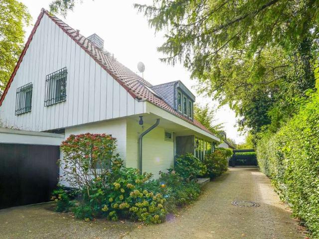Haus zum Kaufen in Düsseldorf 1.090.000,00 EUR 207 m²