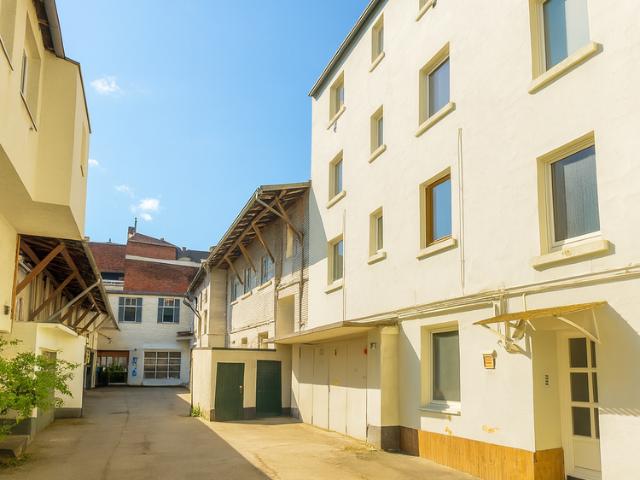 Haus zum Kaufen in Düsseldorf 1.150.000,00 EUR 641.4 m²