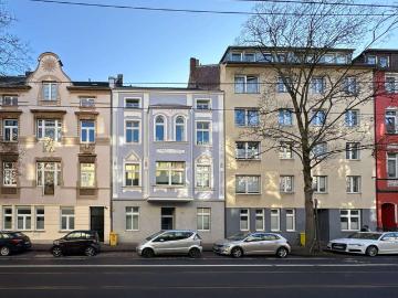 Haus zum Kaufen in Düsseldorf 1.250.000,00 EUR 381 m²