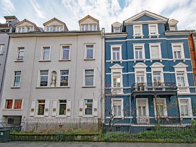 Haus zum Kaufen in Düsseldorf 1.250.000,00 EUR 420 m²