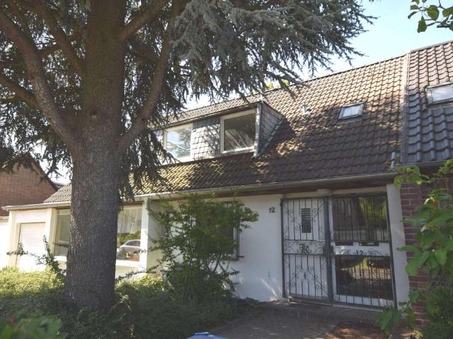 Haus zum Kaufen in Düsseldorf 1.200.000,00 EUR 247 m²