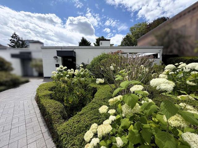 Haus zum Kaufen in Düsseldorf 1.650.000,00 EUR 187 m²