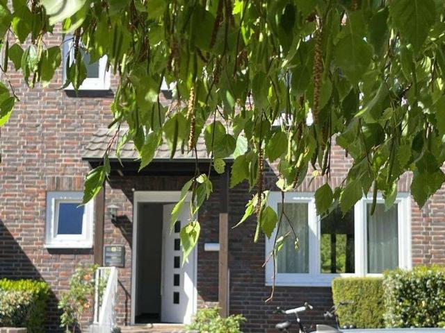 Haus zum Kaufen in Düsseldorf 1.690.000,00 EUR 280 m²